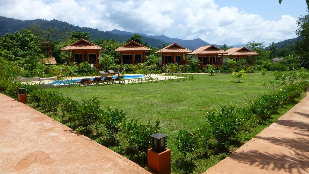 Khao Sok Jasmine Garden Resort - Sha Certified Khao Sok National Park Zewnętrze zdjęcie